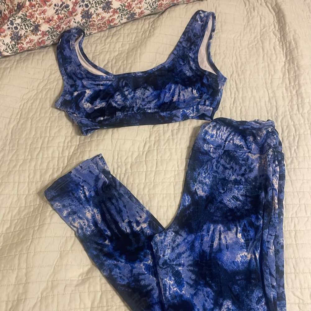 In luv 2 piece set, blue size XS